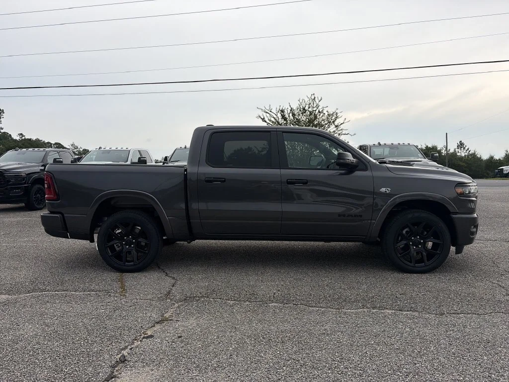 New 2026 Granite Crystal Metallic Clear-Coat Exterior Paint RAM Laramie image 7