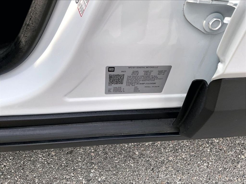 Used 2023 White Chevrolet RS image 36