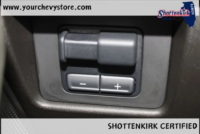 Used 2024 White Chevrolet ZR2 image 26