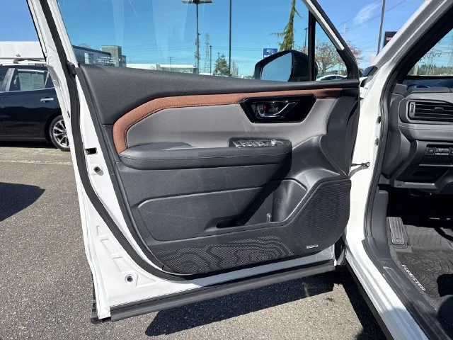 2026 Subaru Forester Sport - Photo 18