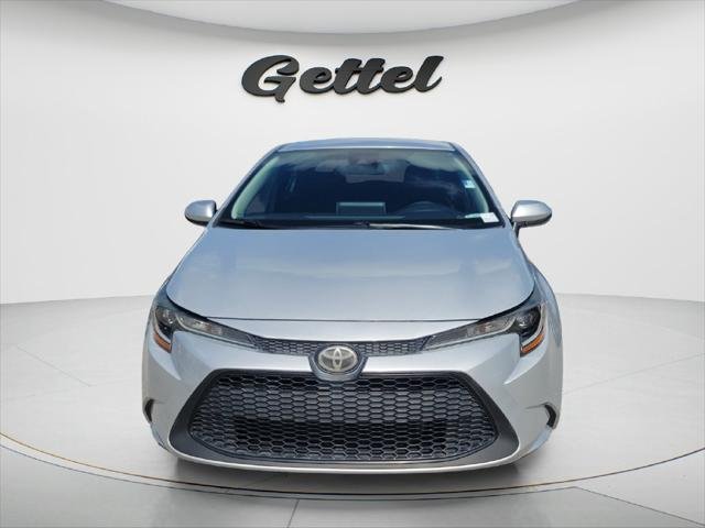 Certified Used 2020 CLASSIC SILVER MET Toyota  image 2
