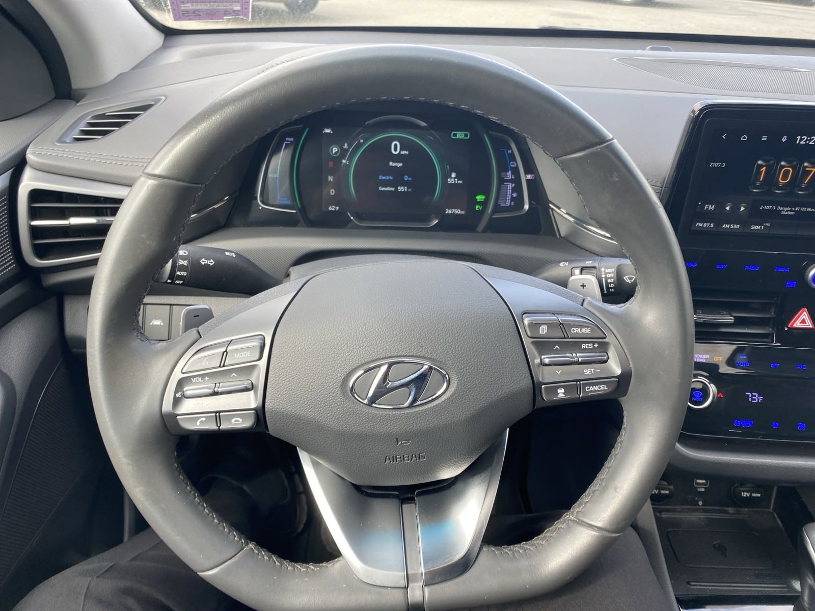 Used 2022 Stellar Silver Hyundai Limited image 16