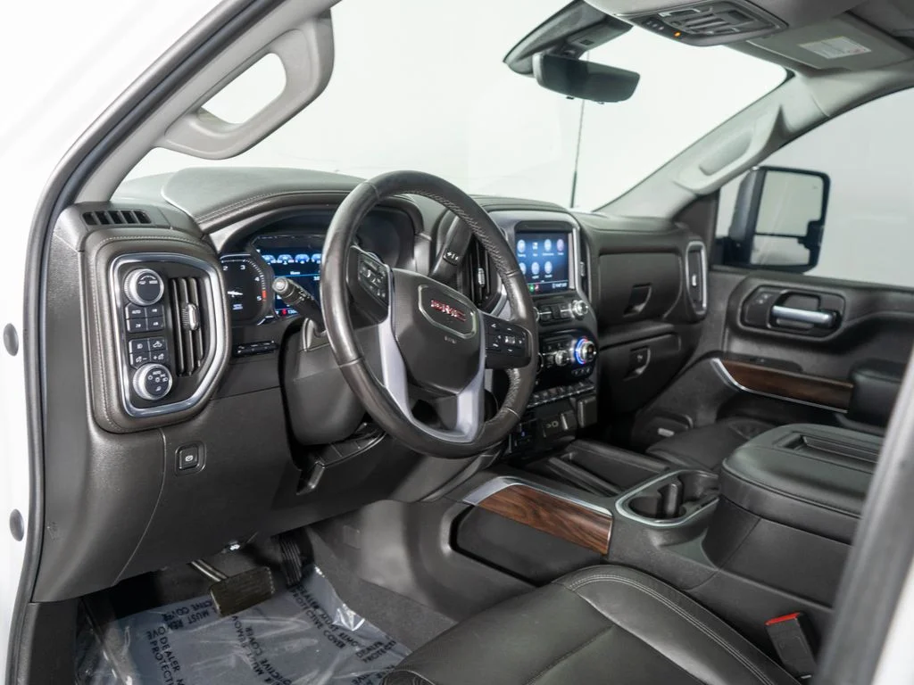Used 2020 White GMC SLT image 15