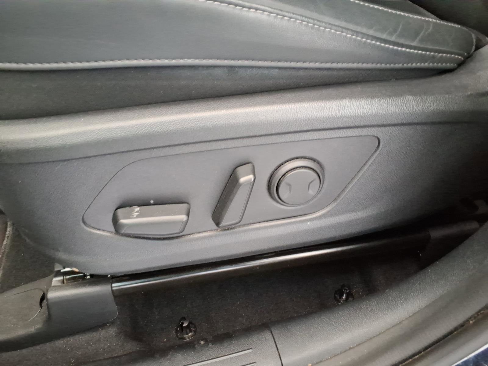 2022 Kia Sorento S Hybrid - Photo 21
