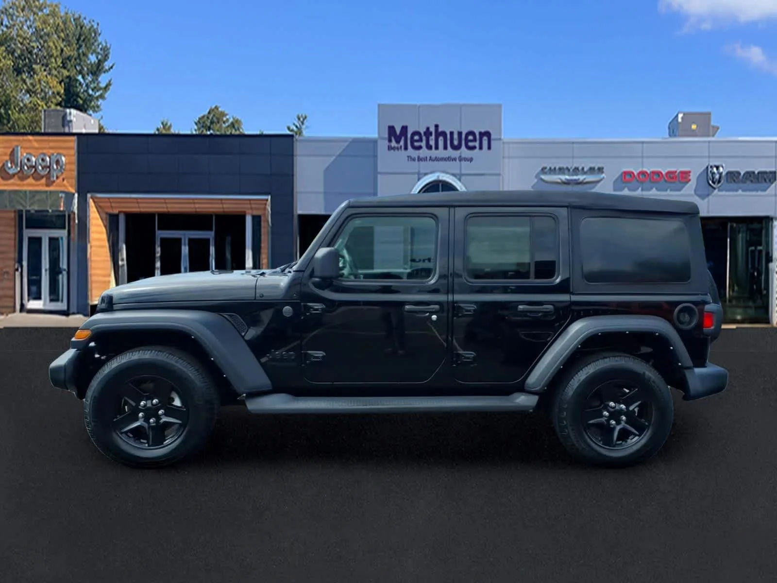 Used 2022 Black Clearcoat Jeep Unlimited Sport S image 8