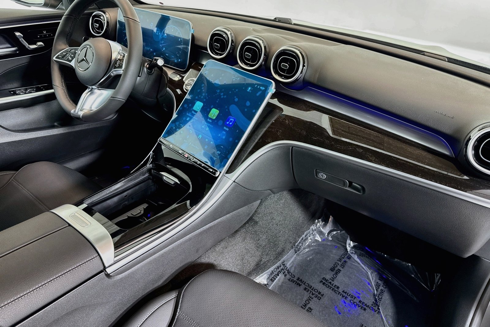New 2026 Selenite Grey Metallic Mercedes-Benz C 300 image 27