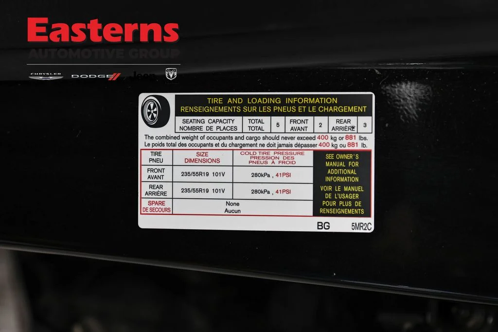 Used 2023 Black Nissan ENGAGE image 35