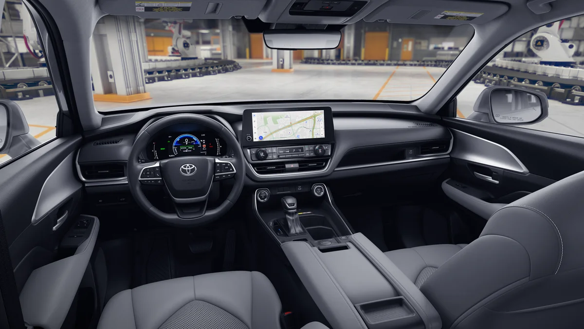 New 2026 Blueprint Toyota Hybrid XLE image 19