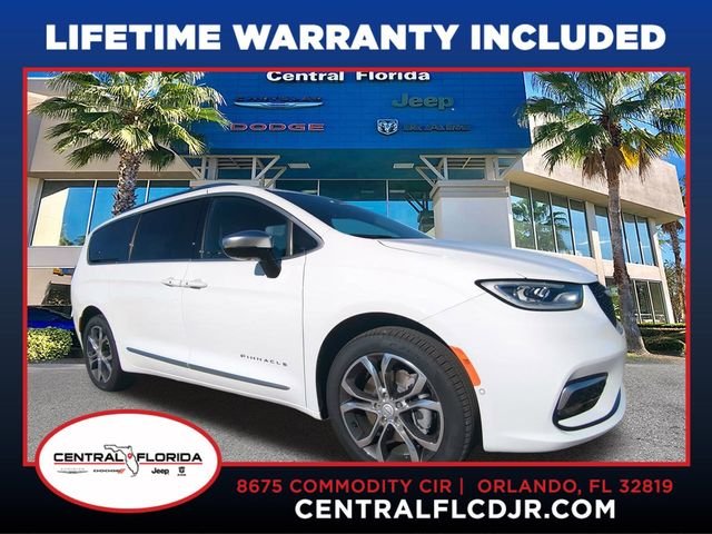 2026 Chrysler Pacifica Pinnacle AWD's photo