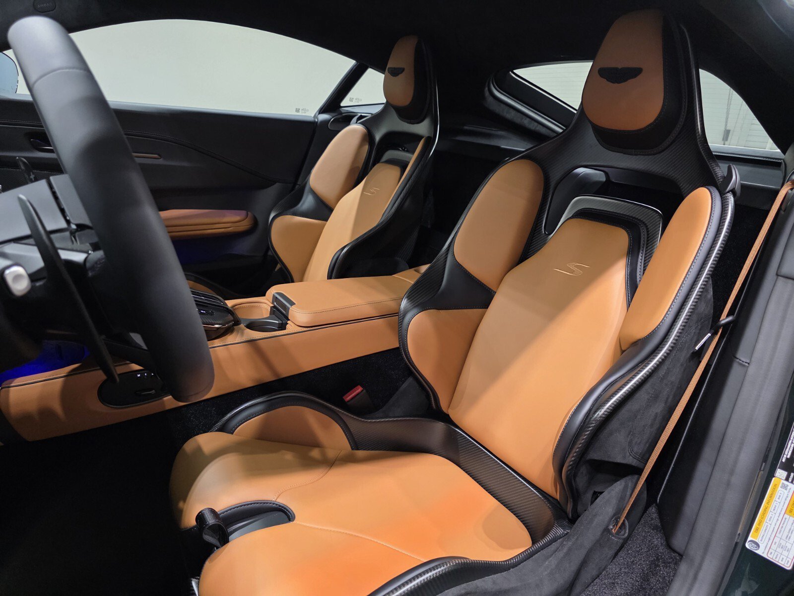 2026 Aston Martin Vantage Base - Photo 12