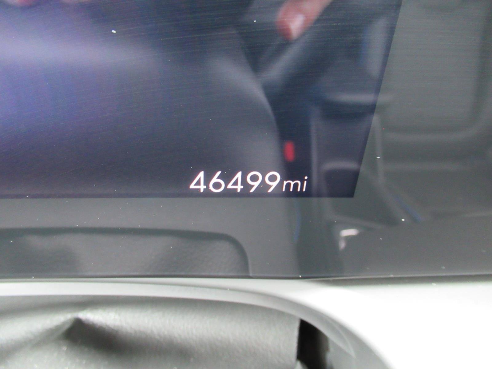 Used 2025 Blue Buick Sport Touring image 30