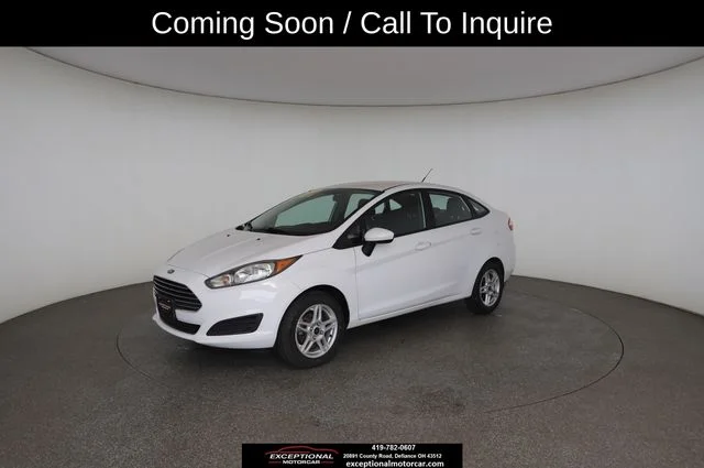 Used 2019 White Ford SE image 3
