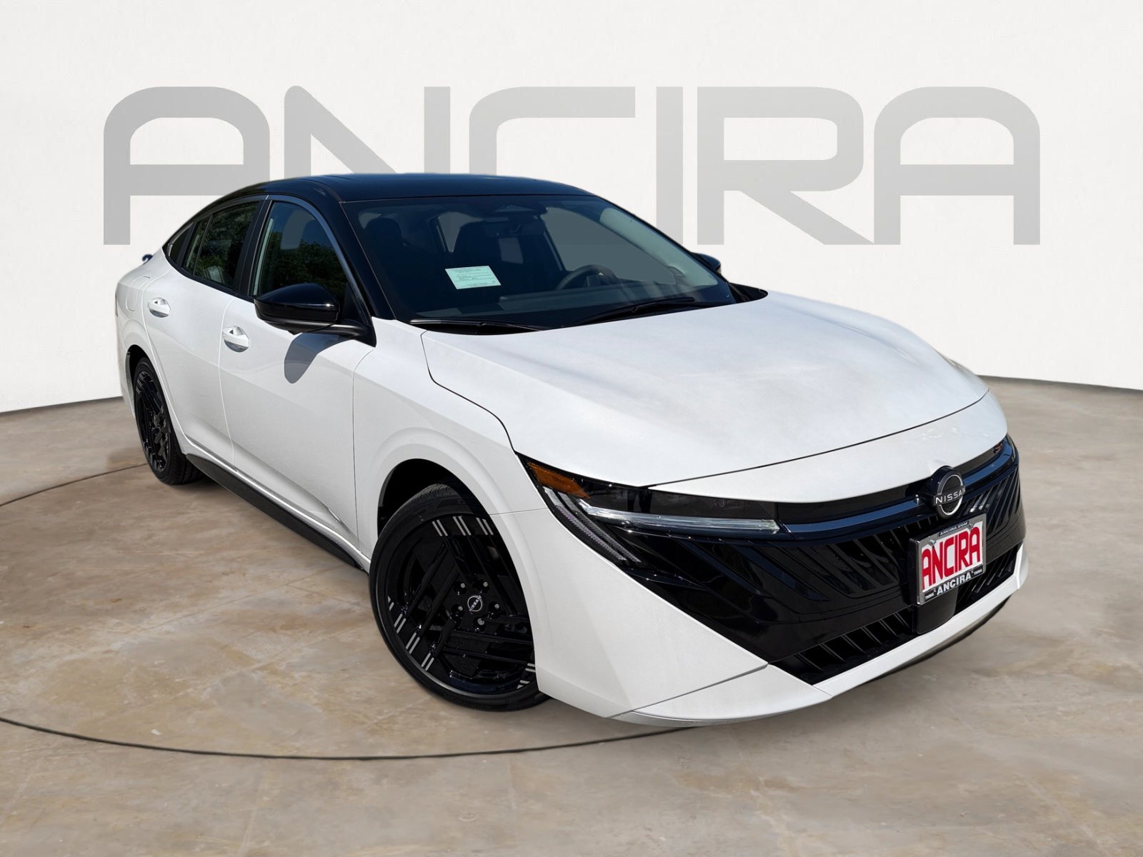 New 2026 Aspen White Tricoat/Super Black Nissan SR image 4