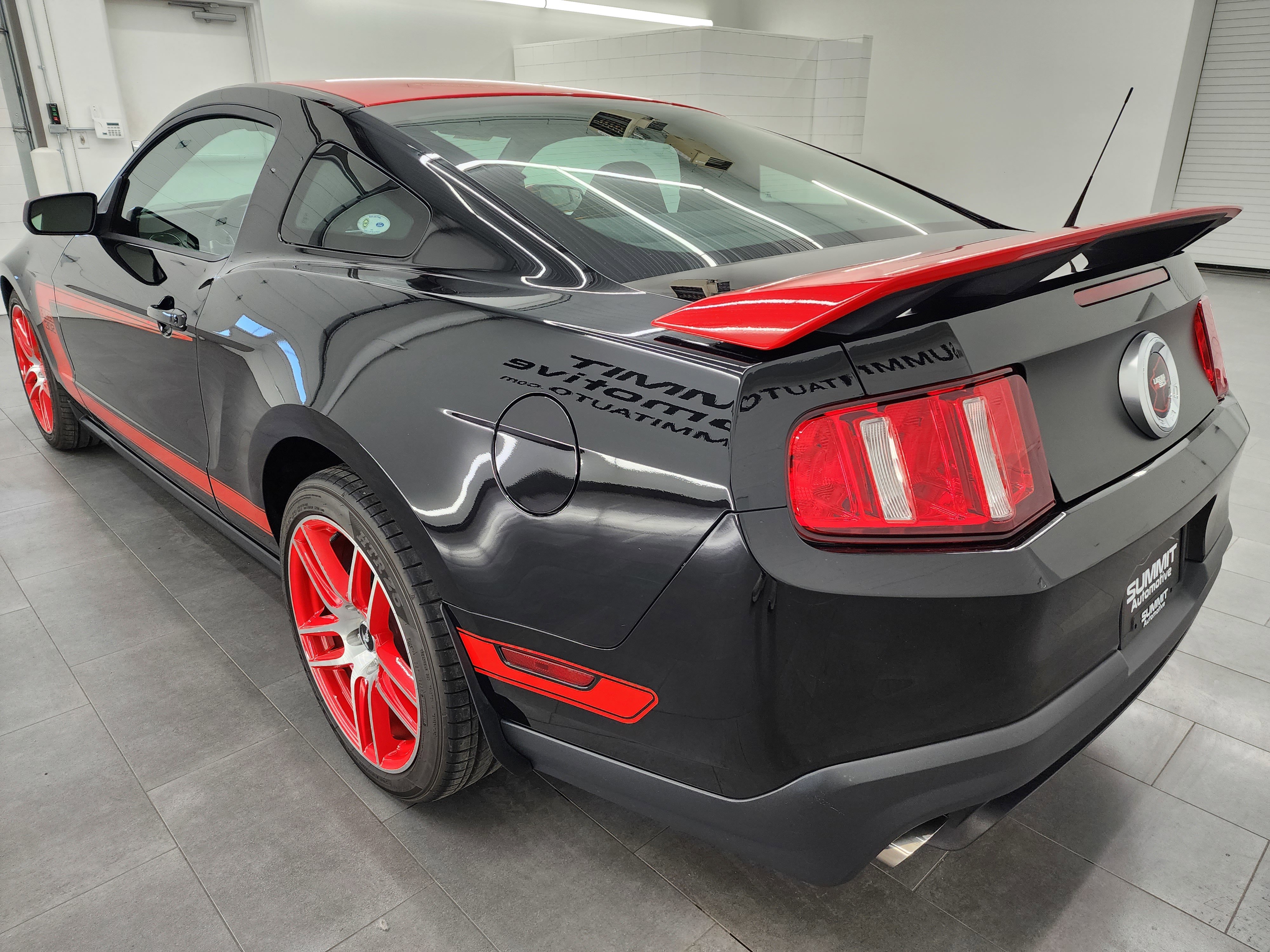Used 2012 Black Ford Boss 302 Laguna Seca: BOSS 302-LAGUNA SECA LS 425-6 SPEED STICK-RECAROS image 6