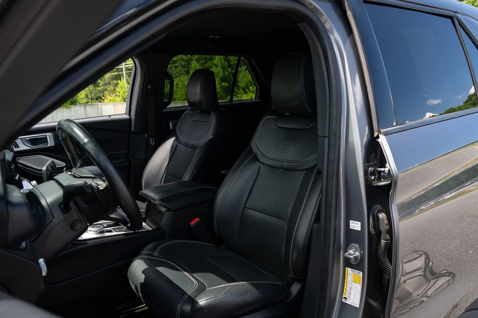 Used 2022 Gray Metallic Ford ST image 15