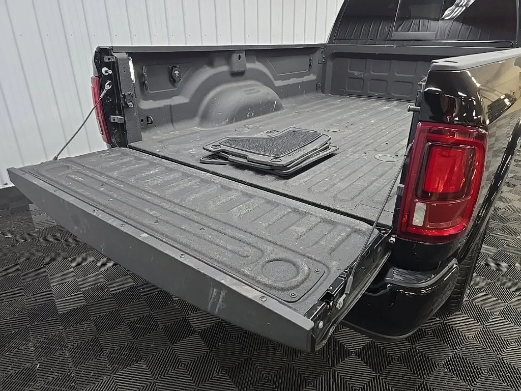Used 2025 Black Ram Limited image 11