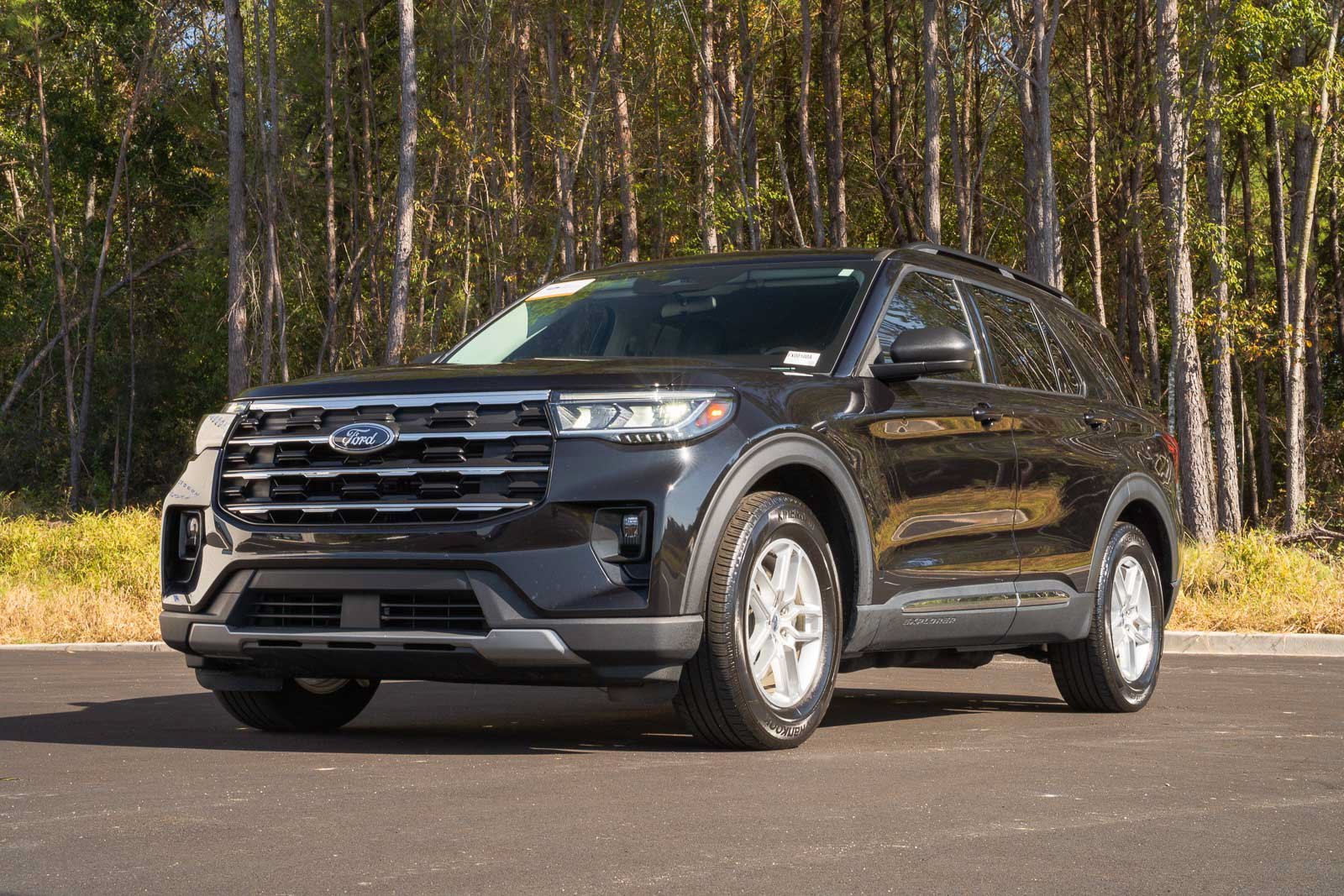 Used 2025 Black Ford Active image 3