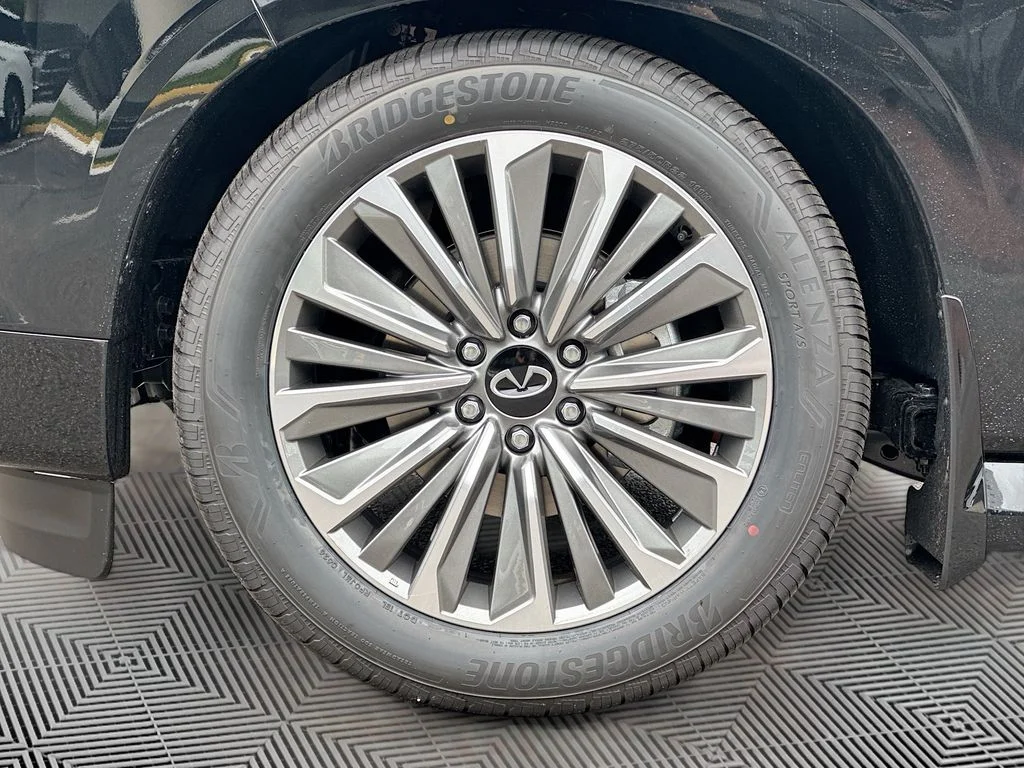New 2026 BLACK OBSIDIAN INFINITI Luxe 4WD image 34