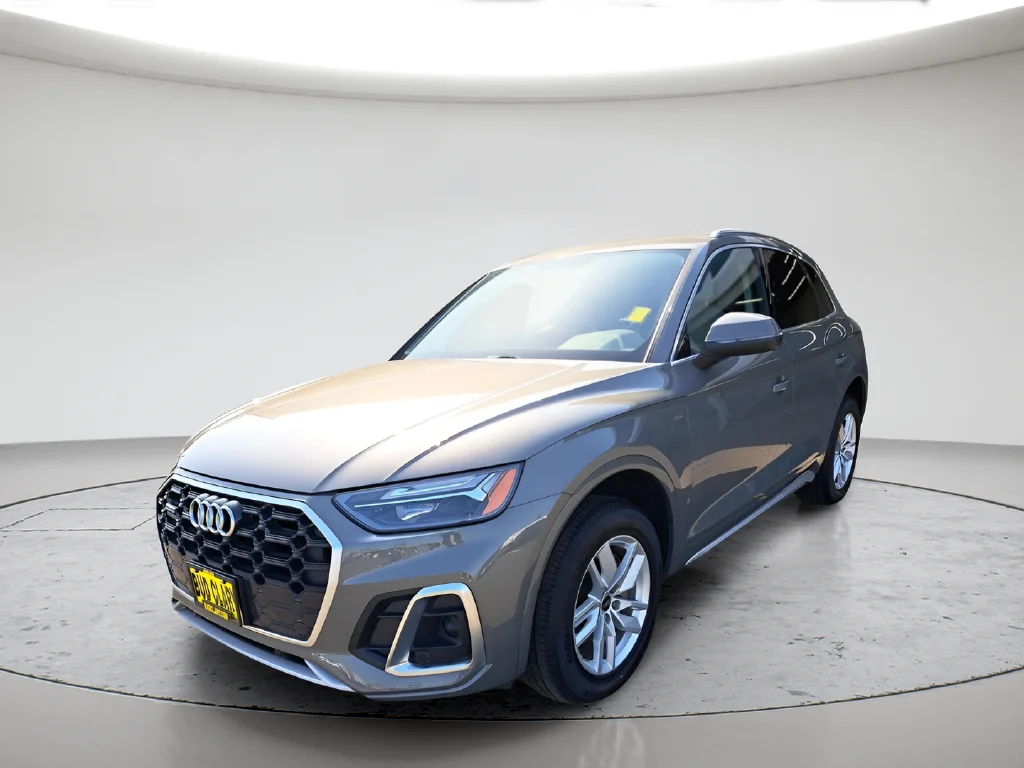 2023 Audi Q5 Premium
