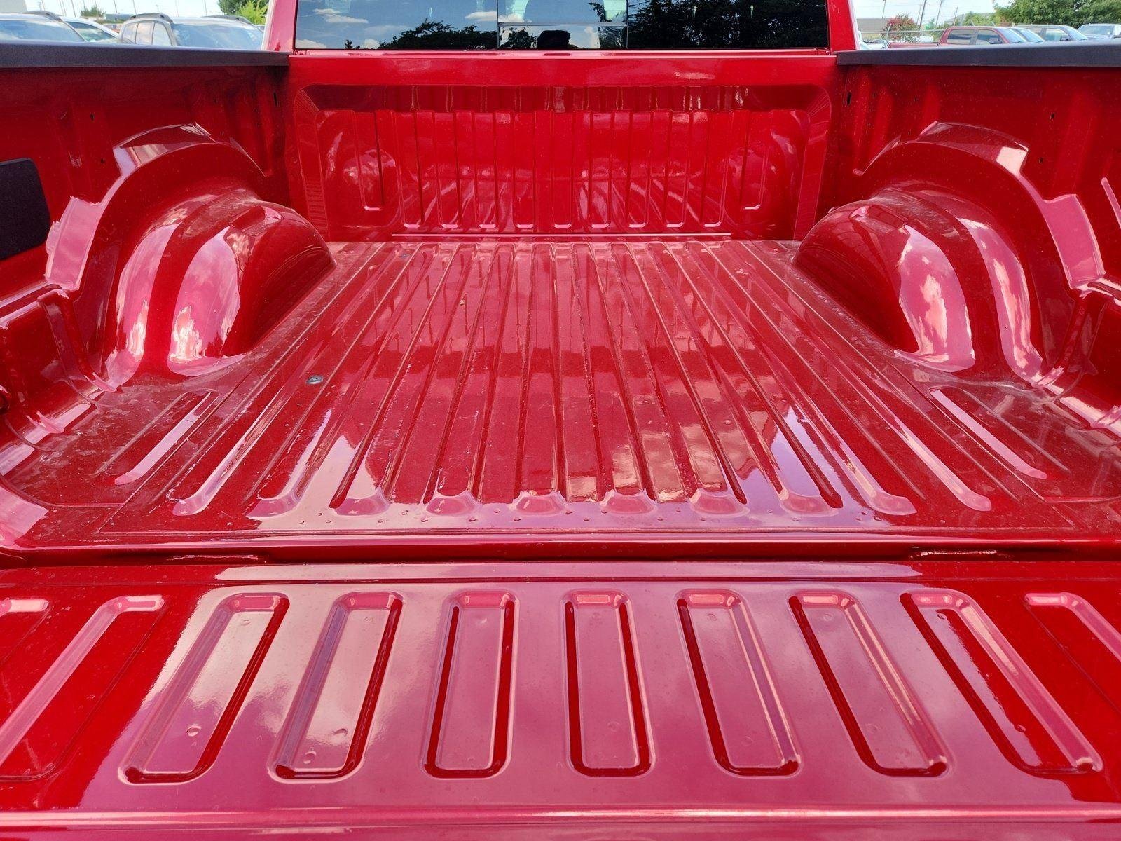 New 2026 Molten Red Pearl-Coat Exterior Paint RAM Lone Star image 24