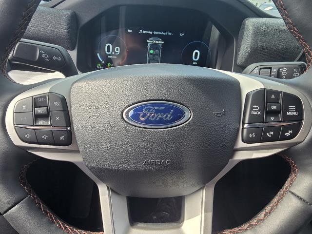 New 2027 Vapor Blue Metallic Ford Active image 15