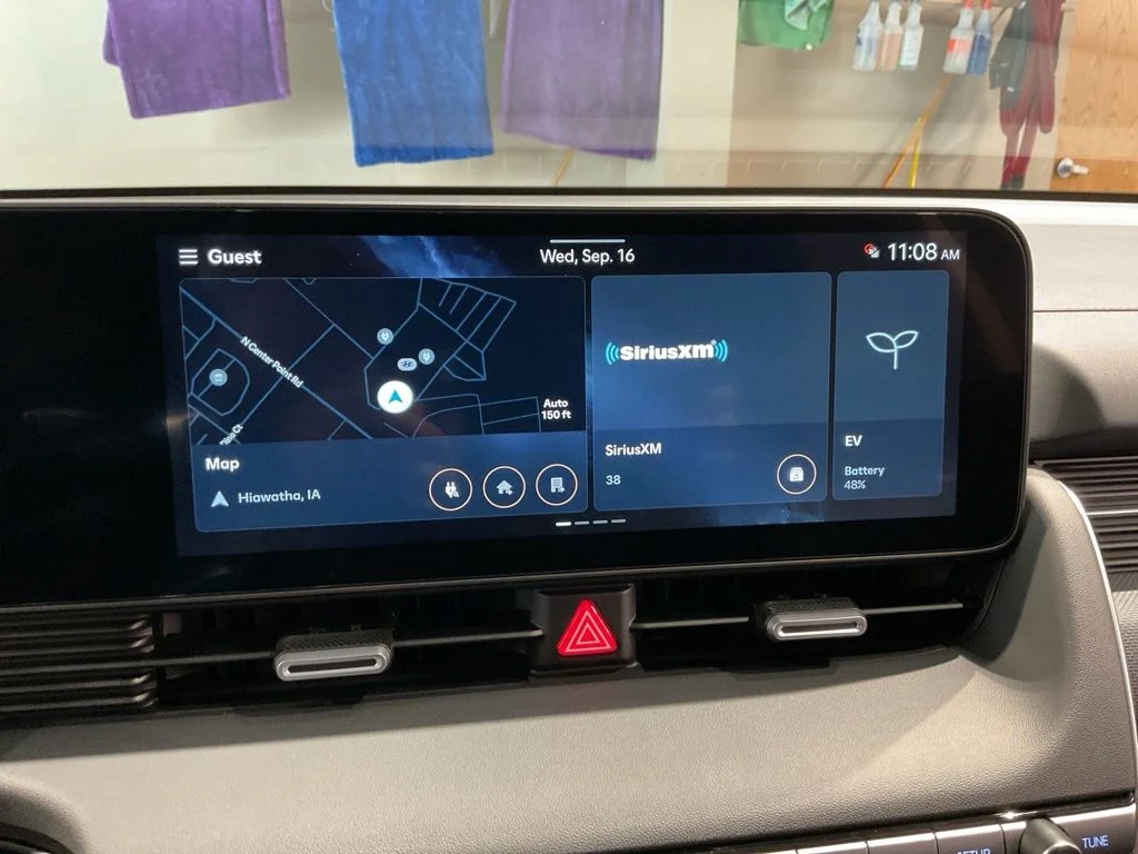 New 2027 Green Hyundai SE image 20