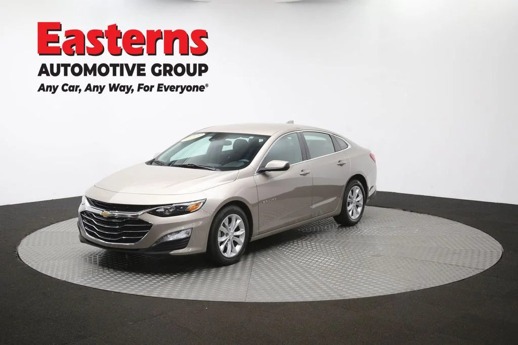 Used 2025 Gray Chevrolet LT image 55