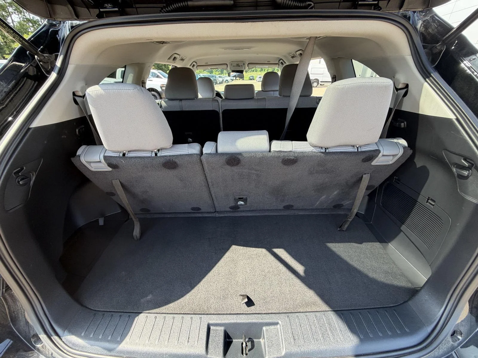 Used 2023 Midnight Black Metallic Toyota L image 16