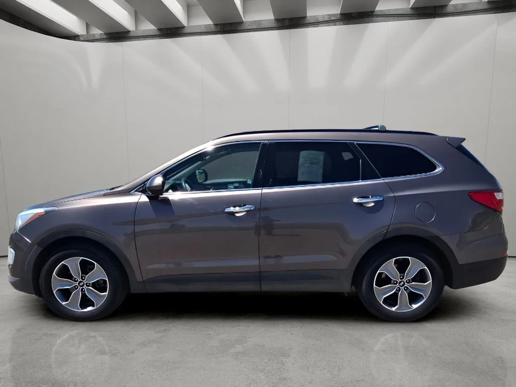 Used 2015 Frosted Mocha Hyundai GLS image 2
