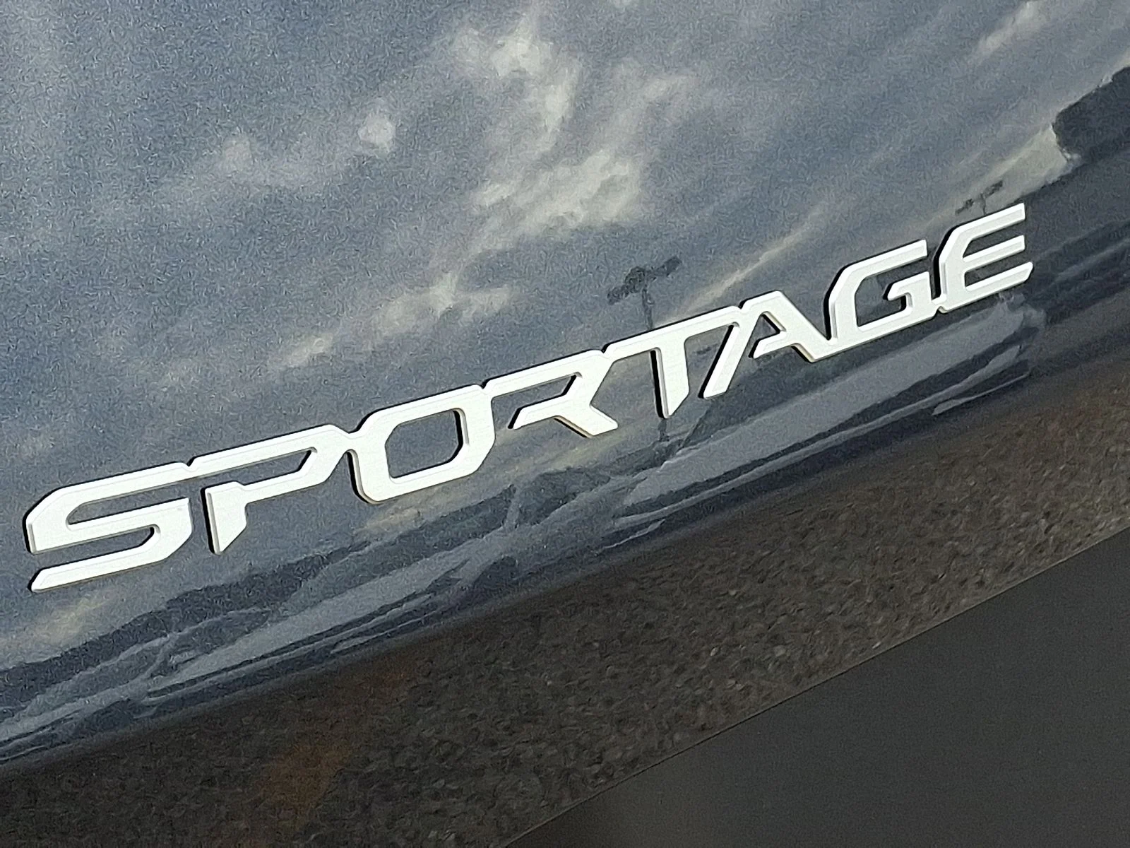 New 2027 Gray Kia S image 22