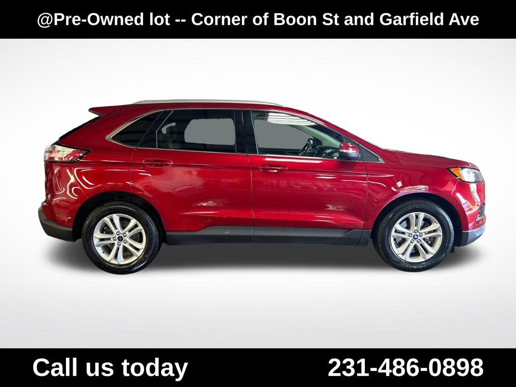 Used 2020 Red Ford SEL image 6