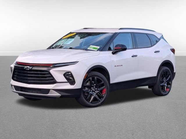 Used 2023 Summit White Chevrolet LT image 1
