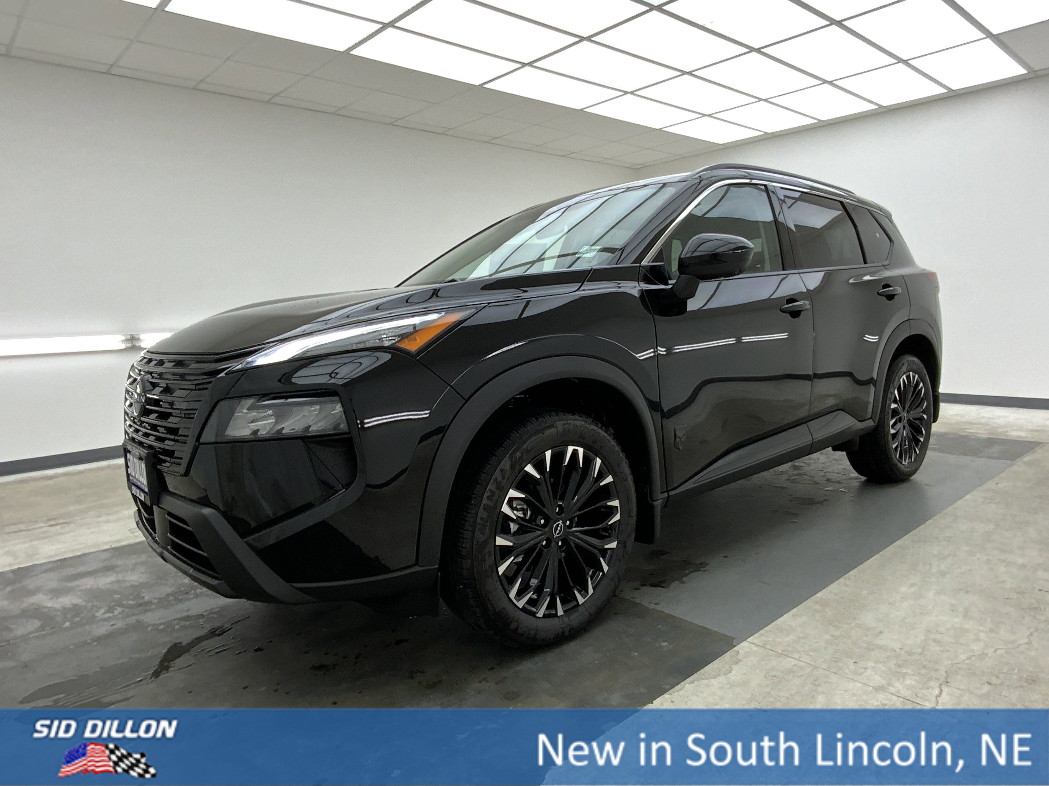 2026 Nissan Rogue Dark Armor AWD's photo