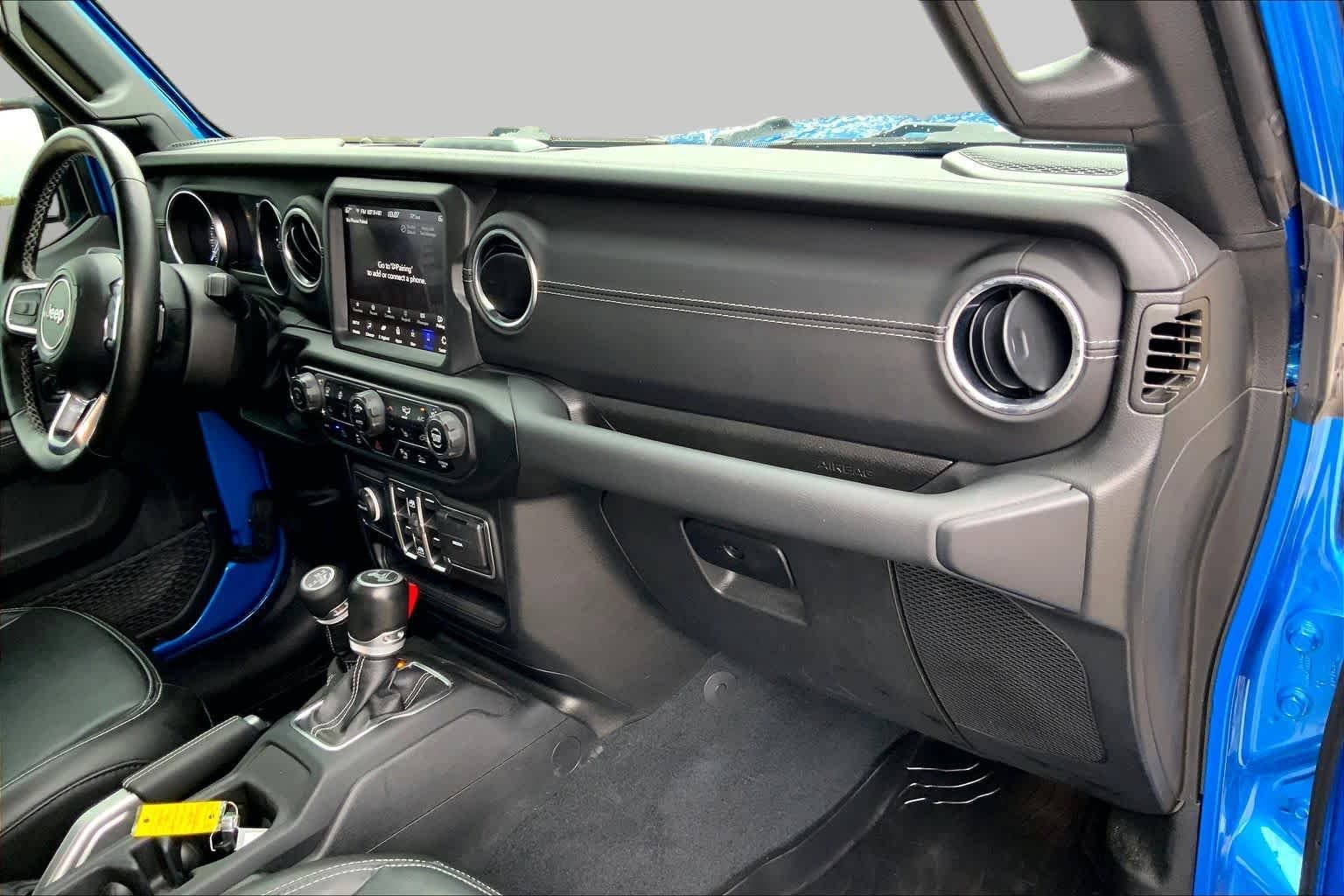 Used 2023 Hydro Blue Pearl Coat Jeep Sahara image 18