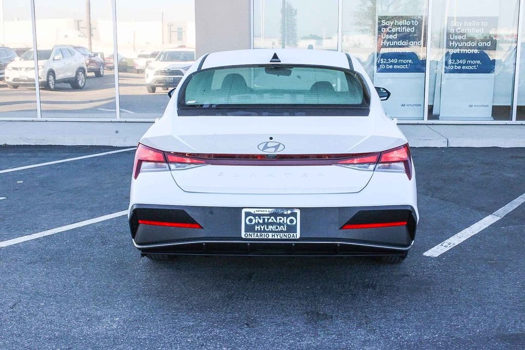 Certified Used 2025 White Hyundai SE image 9
