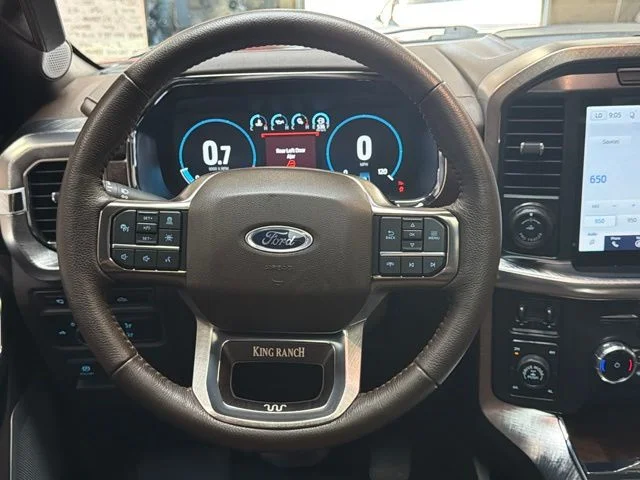Used 2022 Red Ford King Ranch image 20