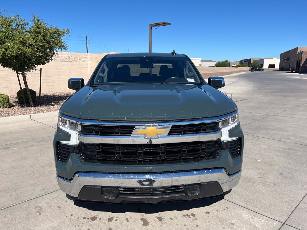 Certified Used 2025 Gray Chevrolet LT image 3