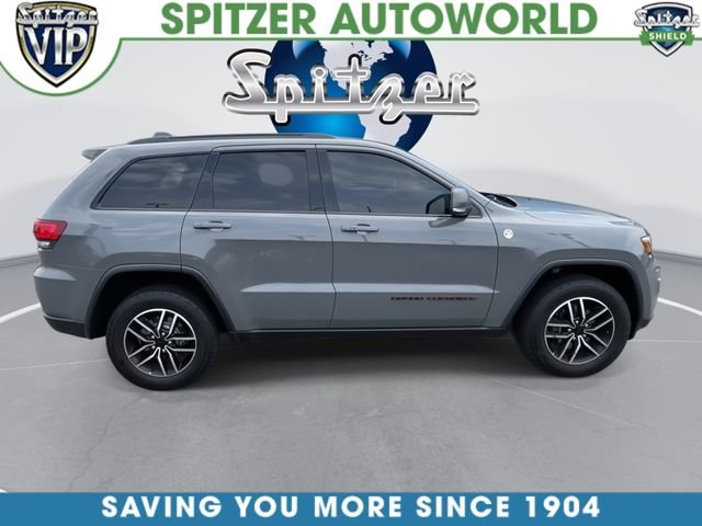 Used 2020 Gray Jeep Trailhawk image 2