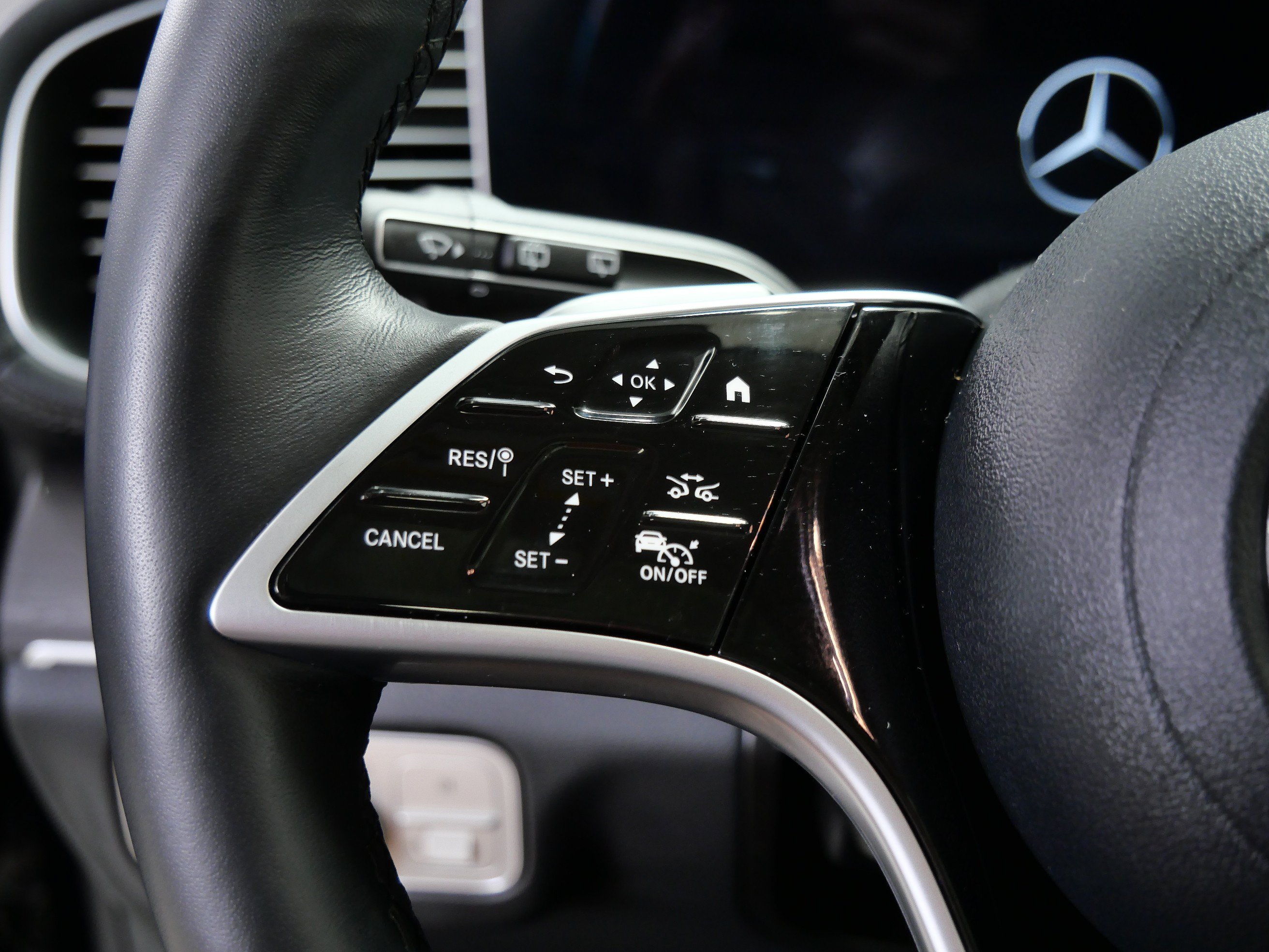 2026 Mercedes-Benz GLS Base - Photo 24