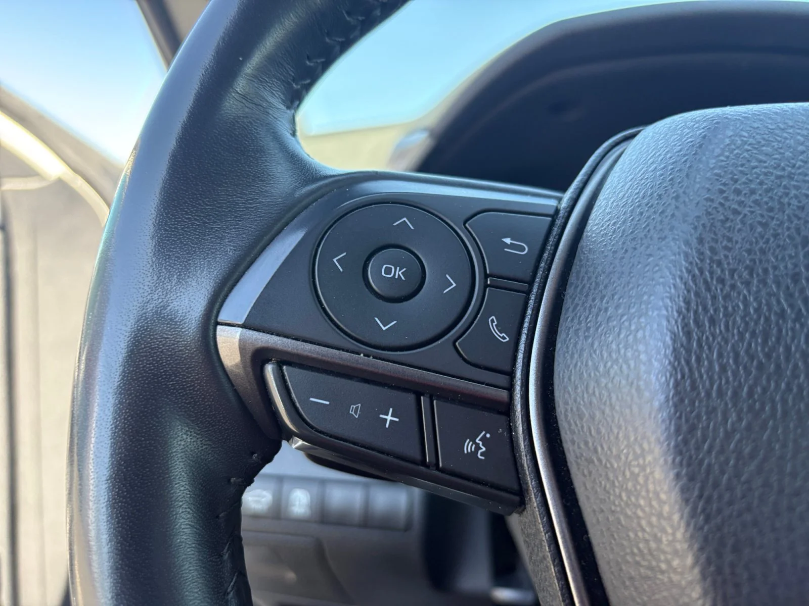Certified Used 2024 White Toyota SE image 27