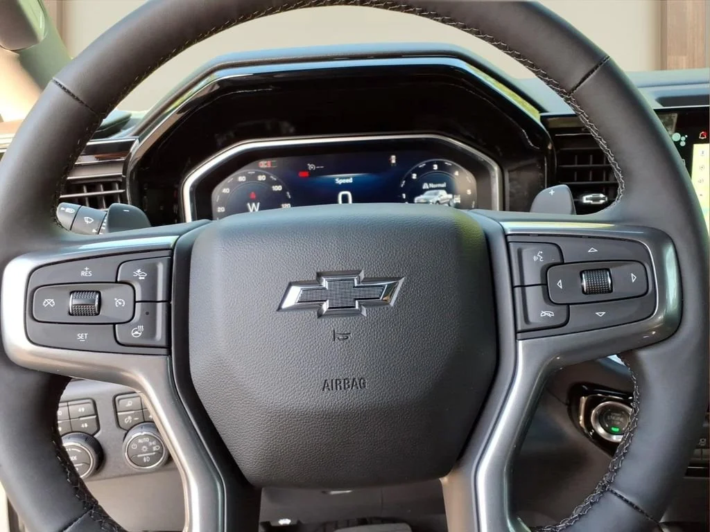 New 2026 Summit White Chevrolet RST image 12