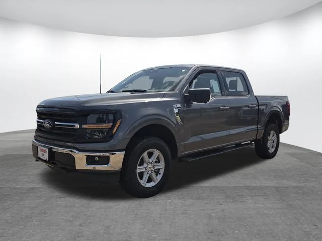 New 2026 Carbonized Gray Metallic Ford XLT image 26