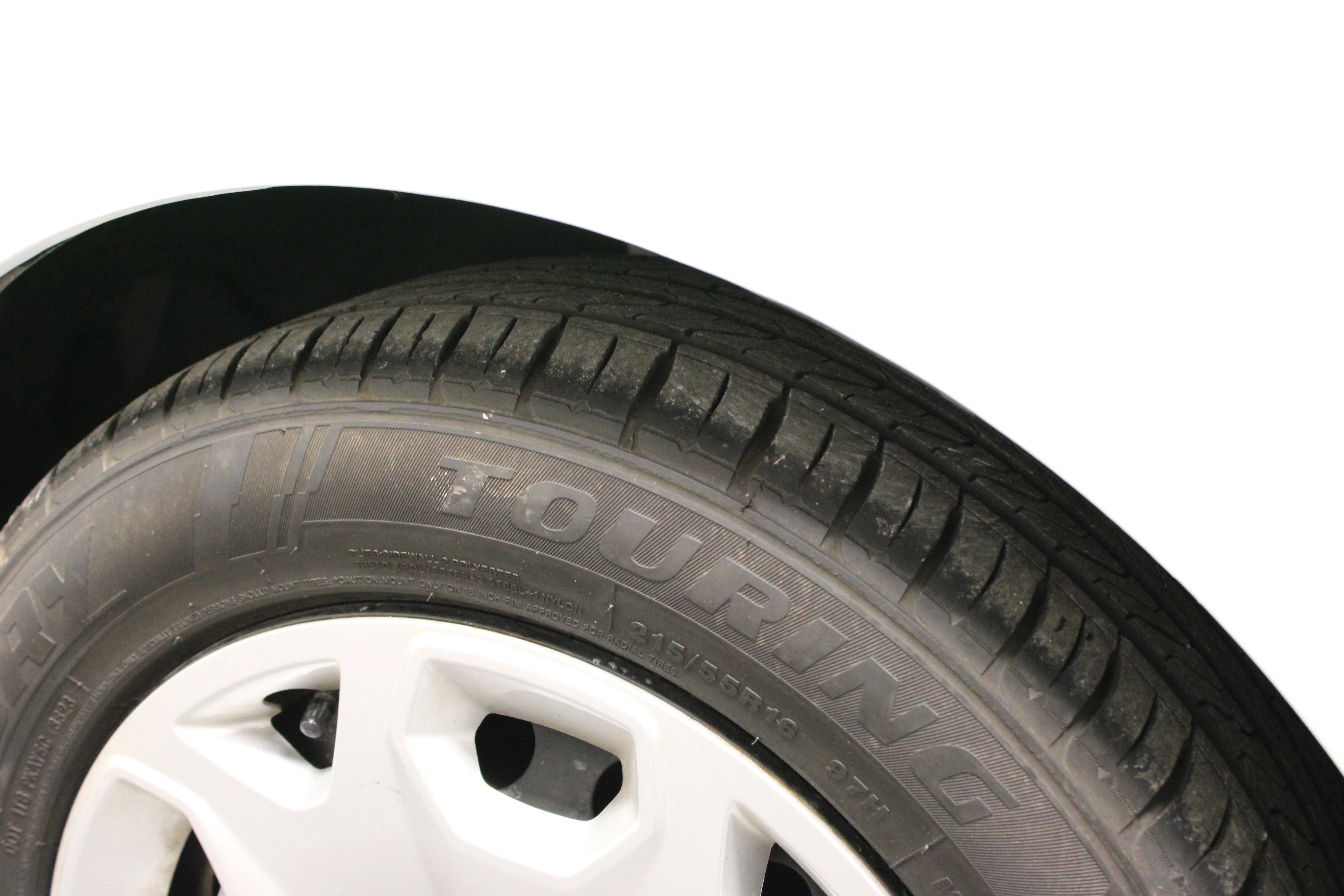 Used 2015 Frozen White Ford XL image 10