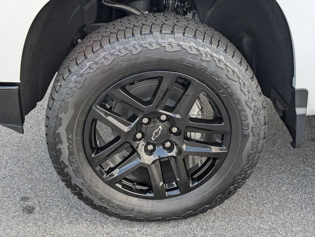 New 2026 Summit White Chevrolet LT Trail Boss image 12