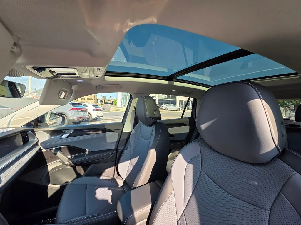 2026 Volkswagen Tiguan SE - Photo 17
