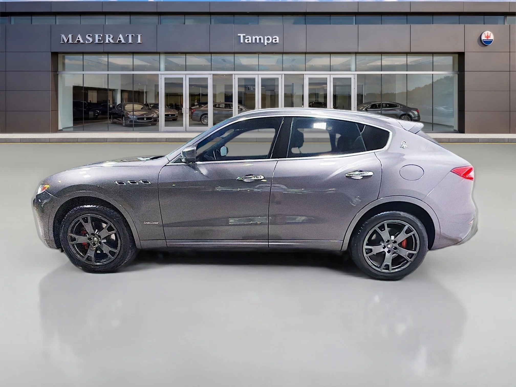 Used 2018 Gray Maserati GranLusso image 6
