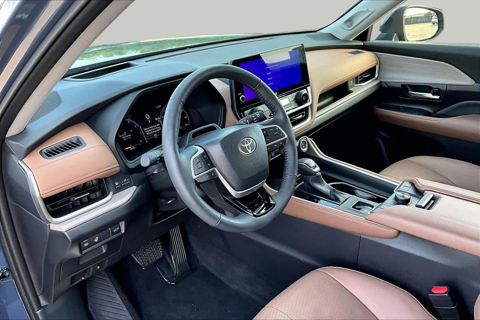 Used 2025 Storm Cloud Toyota Platinum image 18