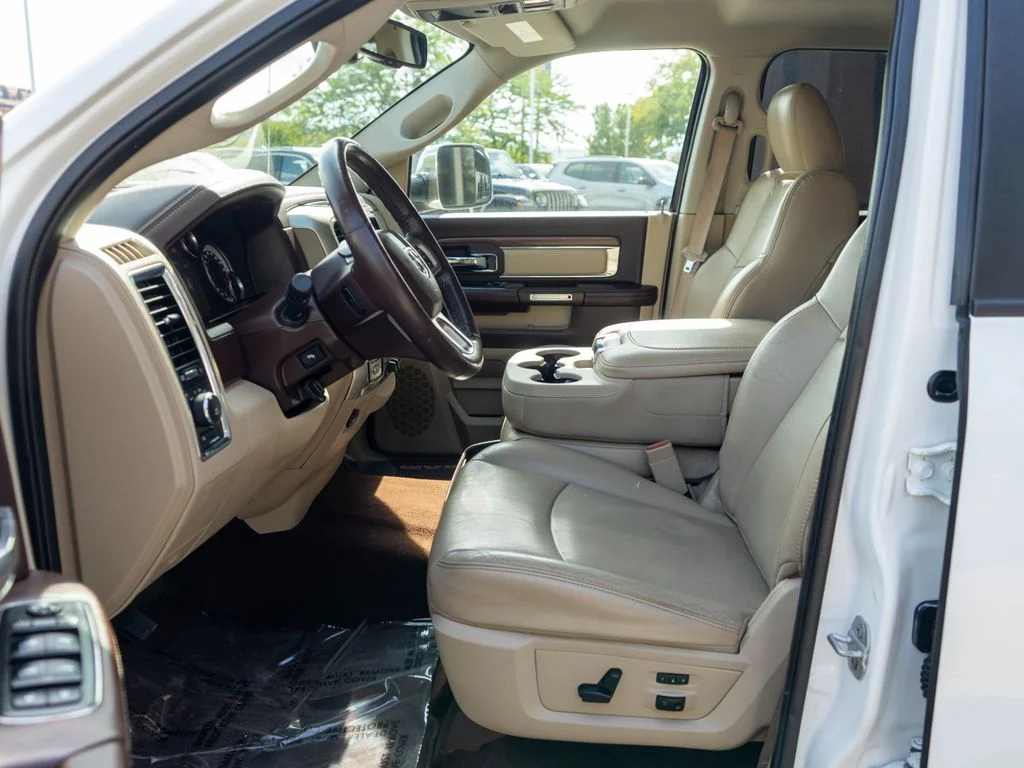 Used 2015 White Ram Laramie image 11