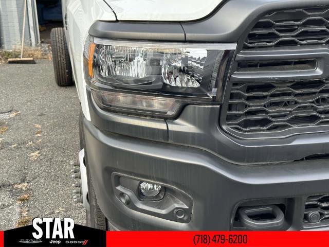 New 2024 Bright White Clear-Coat Exterior Paint RAM Tradesman image 11