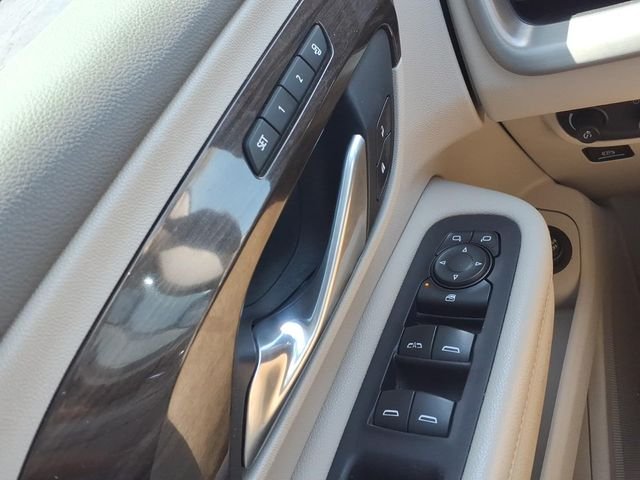 Used 2019 White GMC Denali image 29
